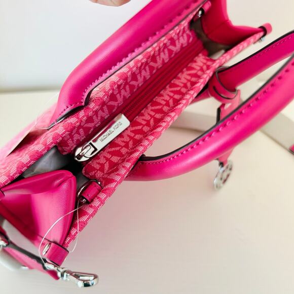 Michael Kors Mirella Small Ombré Signature Logo Crossbody Bag Dragonfruit - Picture 8 of 11